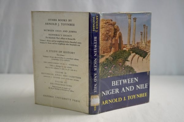 Roynbee Between Niger and Nile