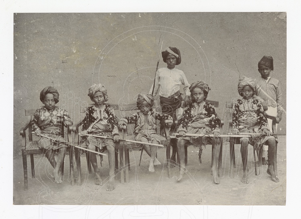 Aden. Arab chiefs [Lahej?]